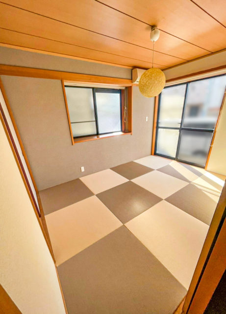 6畳和室リフォーム/樹脂製琉球畳・縁がない半畳タイプの畳のお部屋